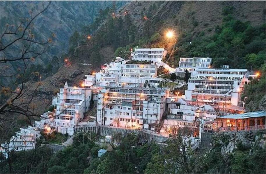 माता वैष्णो देवी जाने वाले रास्ते में Landslide, आवाजाही बंद
