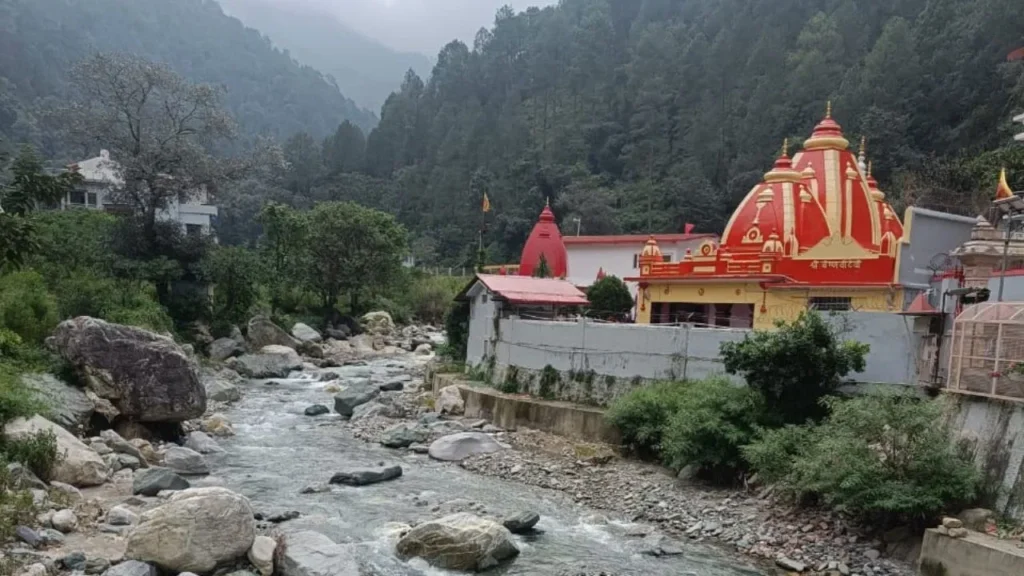 15 जून को कैंची धाम में लगेगा खास भोग, श्रद्धालुओं को बांटे जाएंगे मालपुए