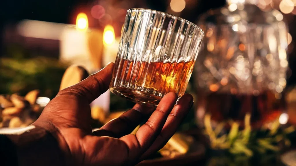 देश के एक तिहाई अमीरों को नहीं पसंद है शराब, सर्वे में बताई अपनी ख्वाहिश