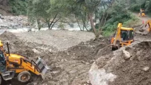 16 दिन बाद खुला मयाली-छेंनागाड़-गुप्तकाशी मार्ग, बादल फटने से हुआ था तहस-नहस