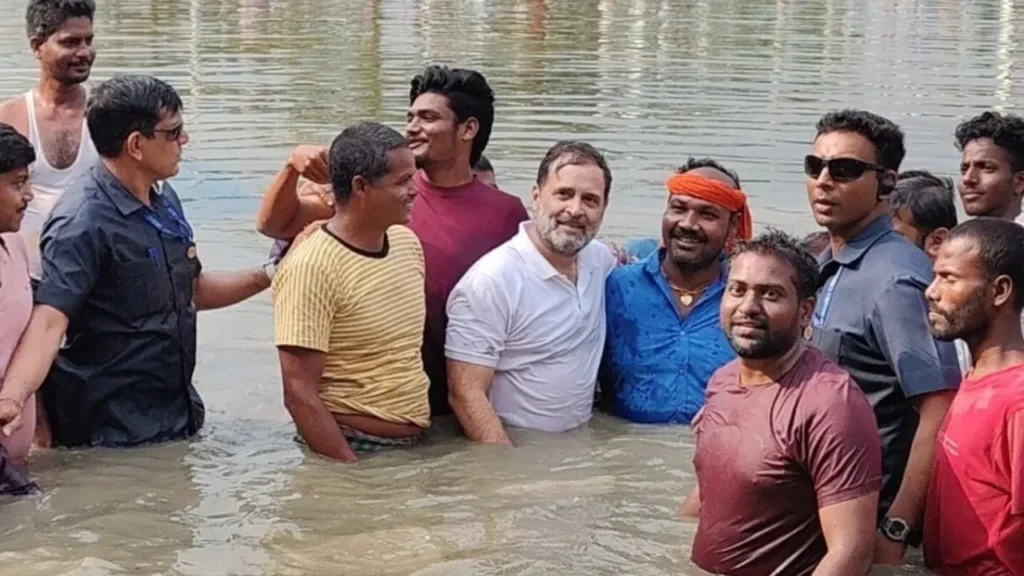 राहुल गांधी ने जिस तालाब में पकड़ी थी मछली, बिहार की उस विधानसभा सीट का क्या है हाल? कौन चल रहा आगे, कौन पीछे?