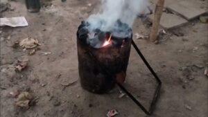 कमरे में अलाव जलाकर सोना हो सकता है खतरनाक, जहरीली गैस से घुट सकता है दम