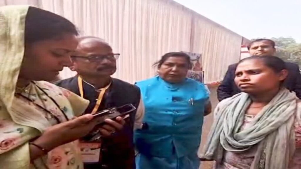 मंत्री को करना पड़ा फोन, तब जागा महिला बाल विकास विभाग, महीनों से लंबित नोनी सुरक्षा योजना का मामला मौके पर सुलझा