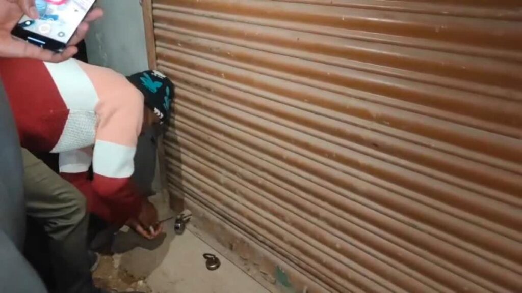 अवैध धान भंडारण पर फिर एक्शन, बेमेतरा में जिला प्रशासन ने मारा छापा, गोडाउन सील