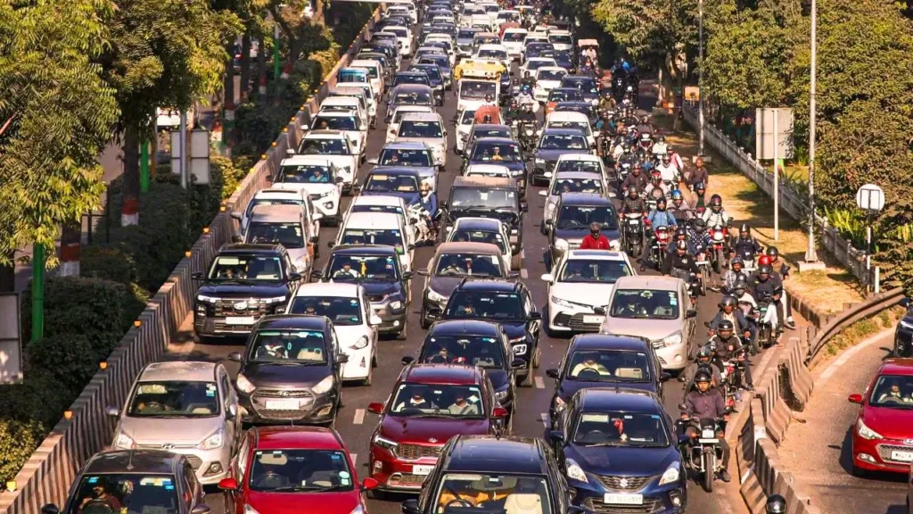 लखनऊ वालों की बल्ले-बल्ले! एलिवेटेड रोड के निर्माण को हरी झंडी, अब सिग्नल फ्री होगा आपका सफर