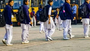 नोएडा-गाजियाबाद स्कूल विंटर वेकेशन: इस तारीख से लग सकती हैं छुट्टियां, जानें पिछले साल की लिस्ट