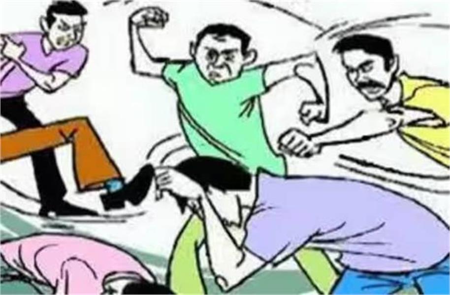 रंजिश में युवक से मारपीट, गोली मारने की दी धमकी, जानें पूरा मामला