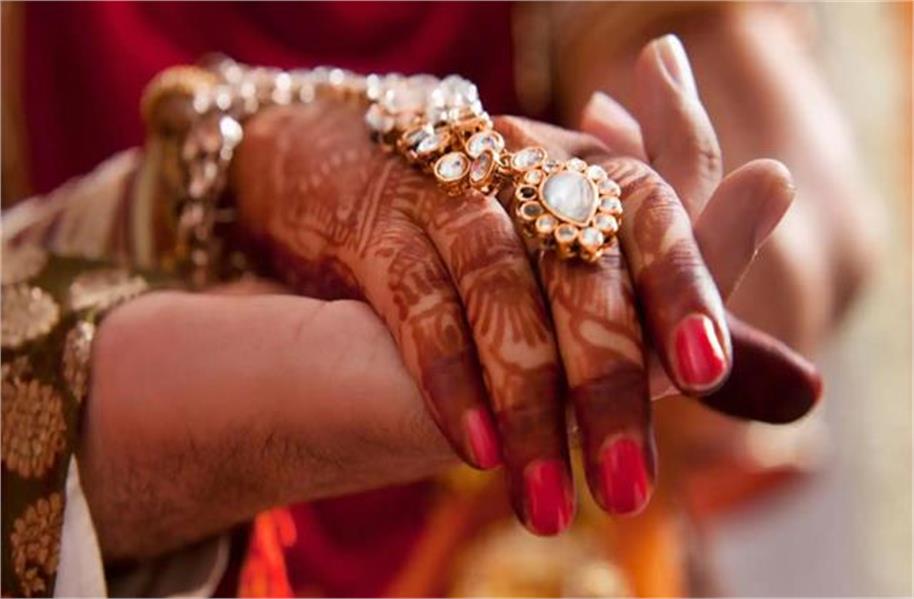Jhajjar Viral News: ‘शराब पीकर शादी खराब करने वाले दूर रहें’, झज्जर का अनोखा शादी कार्ड देख सिर पकड़ लेंगे आप!