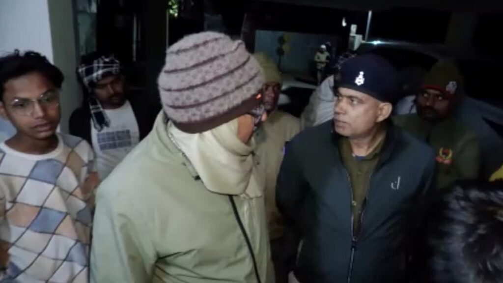 Dhanbad Crime News: शराब पार्टी के दौरान युवक पर चली गोली, सुरेश सिंह मर्डर केस के गवाह पर हमले का आरोप; पुलिस अलर्ट