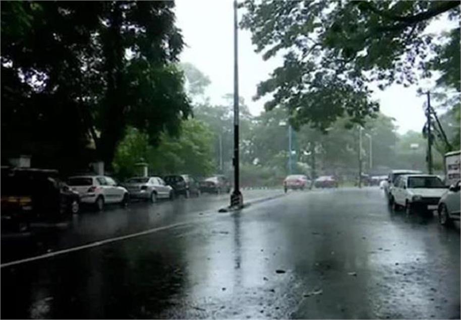 Punjab Weather: पंजाब में अगले 4 दिन ‘मौसम का तांडव’! भारी बारिश और ओलावृष्टि की चेतावनी, जानें आपके जिले का हाल