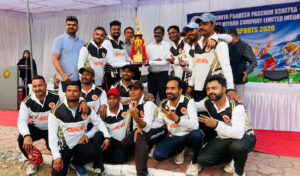 खंडवा वृत्त ने जीता टेनिस क्रिकेट टूर्नामेंट का खिताब, कप्तान निर्मल यादव बने ‘मैन ऑफ द मैच’ और ‘बेस्ट बैट्समैन’