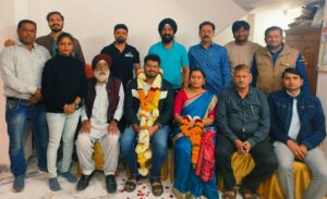 खंडवा: किल्लौद के गांवों में पानी में मिला खतरनाक फ्लोराइड, कांग्रेस जिलाध्यक्ष उत्तमपाल सिंह ने कलेक्टर को सौंपा ज्ञापन