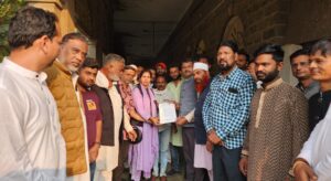 खंडवा कांग्रेस का बड़ा आरोप: राजनैतिक दबाव में काटे जा रहे वैध मतदाताओं के नाम, बीएलओ पर बनाया जा रहा दबाव