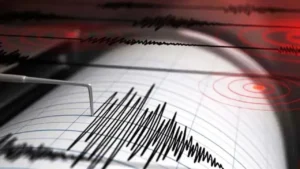 Earthquake in Delhi-NCR: दिल्ली-एनसीआर में भूकंप के हल्के झटके, 2.8 रही तीव्रता; उत्तर दिल्ली के पास जमीन के नीचे था केंद्र