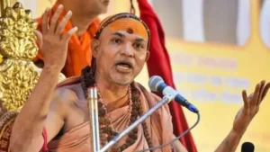 योगी प्रशासन से भिड़े शंकराचार्य! संगम स्नान से रोकने पर शुरू किया आमरण अनशन; लगाए प्रताड़ना के गंभीर आरोप