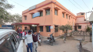 Palamu News: पलामू में गोलगप्पा खाने से 150 से ज्यादा बच्चे बीमार, फूड पॉइजनिंग से मचा हड़कंप