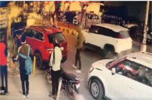 Rohtak Gangwar: रोहतक में सरेआम गैंगवार, गोगा की 20 से अधिक गोलियां मारकर हत्या, CCTV में कैद हुई खौफनाक वारदात