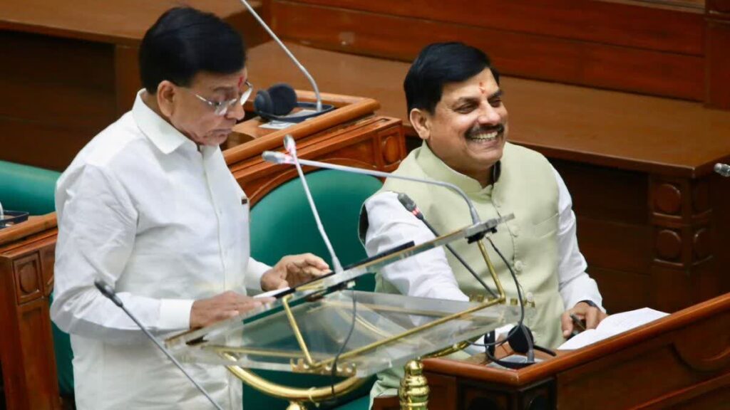 MP News: मध्य प्रदेश में घटे मतदाता, 2 मंत्रियों को छोड़ सभी सीटों पर कम हुए वोटर, 5.39 करोड़ बचा वोट बैंक