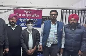 Vigilance Raid: विजिलेंस का बड़ा एक्शन, कानूनगो का भाई रिश्वत लेते रंगे हाथों गिरफ्तार, मुख्य आरोपी फरार