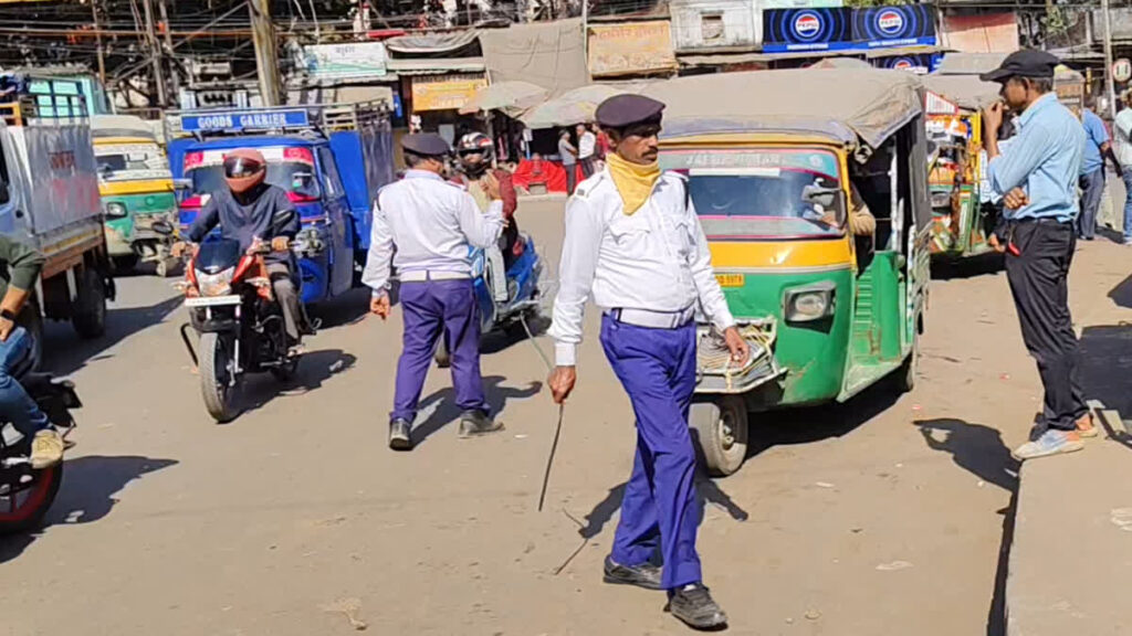 Nigam Chunav 2026: ऑटो-टोटो चालकों को निगम चुनाव से बड़ी उम्मीद; ‘पार्किंग नहीं तो वोट नहीं’ के सुर हुए तेज