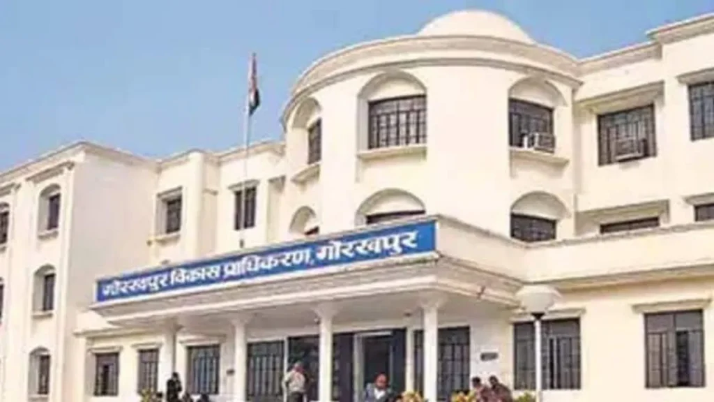 Gorakhpur Development: सीएम योगी देंगे 700 परिवारों को घर का पजेशन, जानें कब मिलेगा सपना का आशियाना