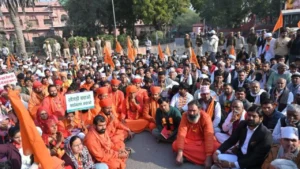 Bikaner Khejri Movement: बीकानेर में पेड़ों के लिए ‘आर-पार’ की जंग, 3 दिन से जारी आंदोलन में 5 की तबीयत बिगड़ी; जानें पूरा मामला