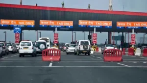 Toll Tax New Rules: अब उतना ही पैसा लगेगा जितनी सड़क बनी! अधूरे एक्सप्रेसवे पर ‘लूट’ बंद, सरकार का बड़ा फैसला