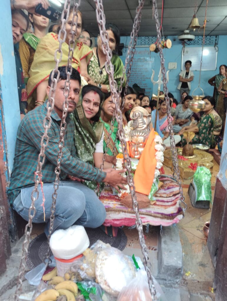 पदम नगर के प्राचीन पद्मेश्वर महादेव मंदिर में महाशिवरात्रि महोत्सव की धूम: भक्ति और उल्लास का संगम