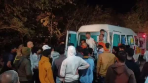 Pune News: शिवनेरी किले में शिवजयंती समारोह के दौरान मची अफरातफरी! भीड़ बेकाबू, कई घायल