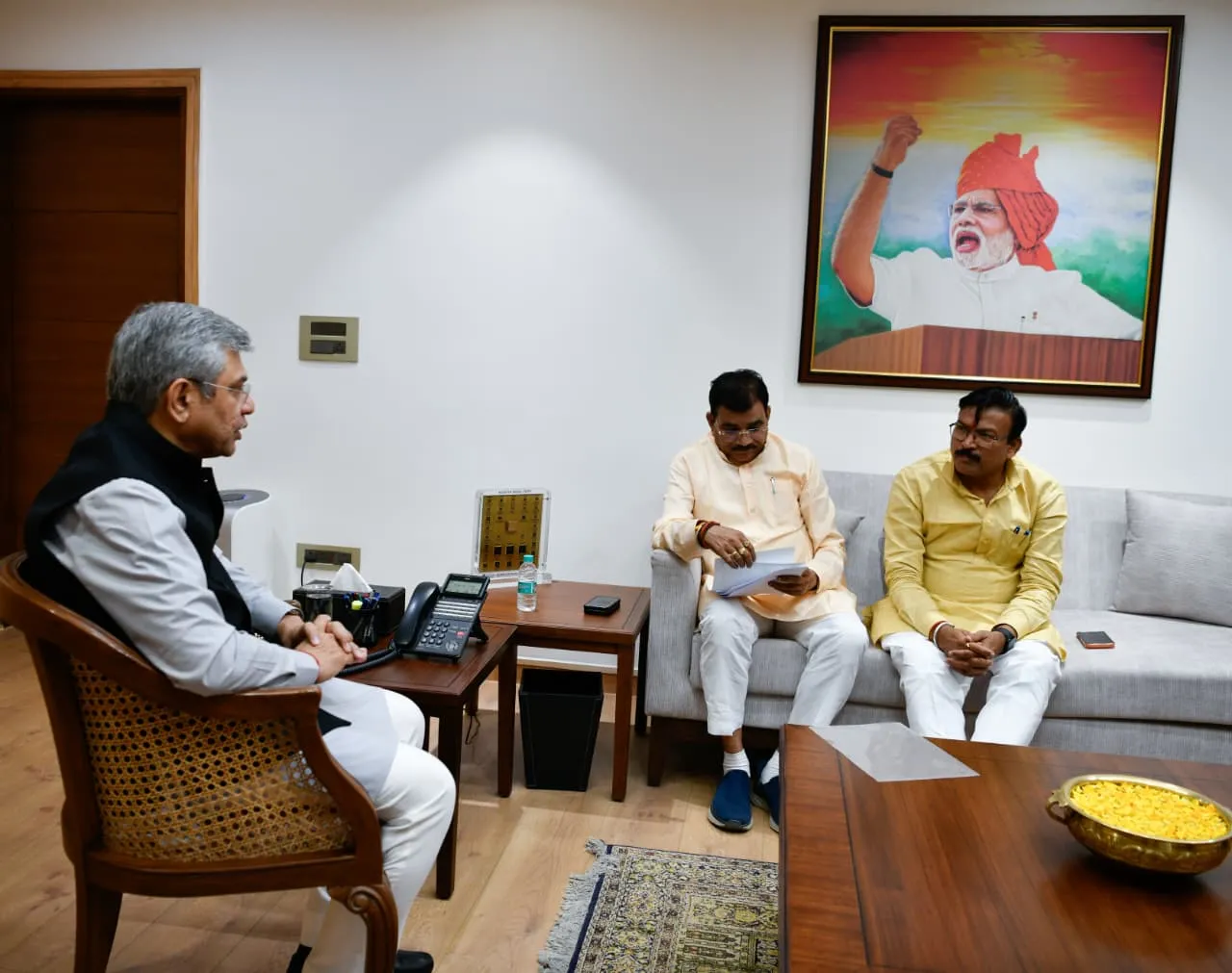 खंडवा: सांसद ज्ञानेश्वर पाटिल ने रेल मंत्री से की मुलाकात, नागपुर-भुसावल ट्रेन जल्द होगी शुरू