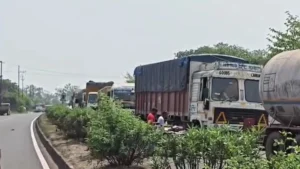 Road Accident News: सुबह की सैर पर निकली महिला की सड़क हादसे में मौत, गुस्साए लोगों ने किया चक्काजाम; वाहन चालक फरार