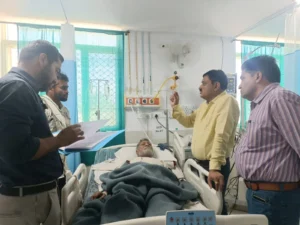 जिला अस्पताल के डॉक्टरों का कमाल, मस्तिष्क के गंभीर संक्रमण से जूझ रहे 80 वर्षीय बुजुर्ग की बचाई जान