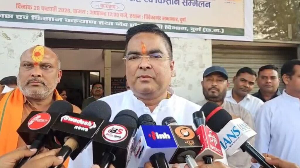 Durg News: गुंडों की खबर देने वालों को ₹21,000 का इनाम, दुर्ग वैशाली नगर के बीजेपी विधायक रिकेश सेन का बड़ा ऐलान