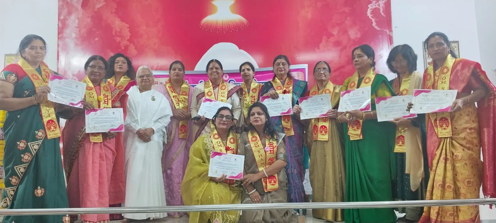 अंतर्राष्ट्रीय महिला दिवस: ब्रह्माकुमारीज आश्रम में गूंजा नारी सशक्तिकरण का संदेश, फूलों की होली से महका ‘भाग्योदय भवन’