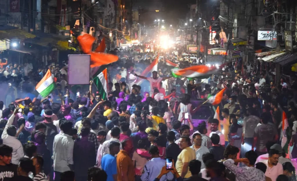 ऐतिहासिक जीत: भारत ने तीसरी बार जीता T20 वर्ल्ड कप, रंग पंचमी पर खंडवा के घंटाघर पर मनी ‘दिवाली’