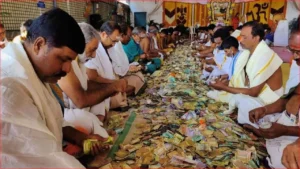 Hyderabad Temple News: हनुमान मंदिर की दान पेटी में डाले नकली नोट, सीसीटीवी फुटेज खंगाल रही पुलिस; जानें पूरा मामला