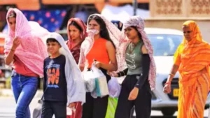 Weather Update 2026: दिल्ली-NCR में गर्मी ने छुड़ाए पसीने, उत्तर प्रदेश और राजस्थान में लू का कहर; जानें आपके शहर में आज कैसा रहेगा मौसम