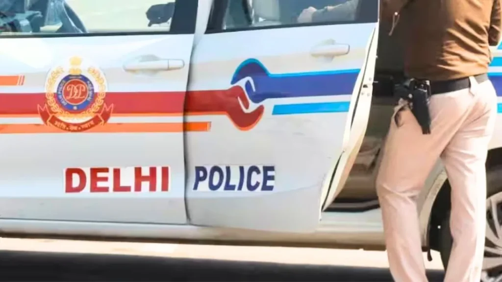Delhi Crime: साकेत में मणिपुर की महिला के साथ मारपीट और छेड़छाड़, पुलिस ने दर्ज की FIR; आरोपियों की तलाश में जुटी दिल्ली पुलिस