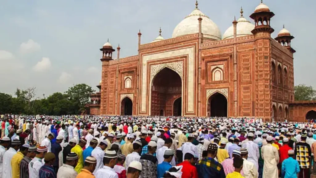 Eid-ul-Fitr 2026 Date: देशभर में 21 मार्च को ईद, लेकिन केरल में आज ही हो गई नमाज़; जानें दक्षिण भारत और उत्तर भारत की तारीखों में अंतर की वजह