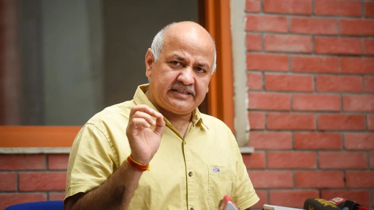 Manish Sisodia on US-Iran War: अमेरिका-ईरान युद्ध पर केंद्र की चुप्पी पर भड़के मनीष सिसोदिया, पूछा- “इतने बड़े संकट पर सरकार खामोश क्यों?”