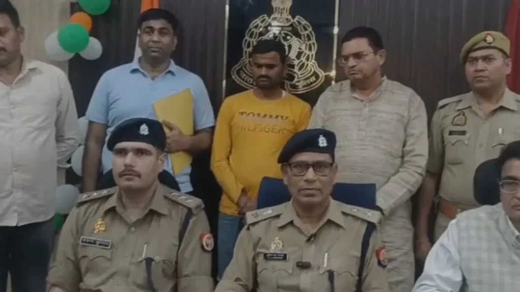 GST की चोरी, 5 राज्यों में फैला नेटवर्क, करोड़ों का लगाया ‘चूना’… मुरादाबाद से मास्टरमाइंड ‘भूरा प्रधान’ अरेस्ट