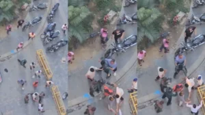 Greater Noida News: राधा स्काई गार्डन सोसाइटी में होली पर चले लाठी-डंडे, गार्ड्स और रेजिडेंट्स में मारपीट का Video वायरल