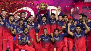 RCB बिकी 16,000 करोड़ में! 4 कंपनियों ने मिलकर खरीदी विराट कोहली की टीम; राजस्थान रॉयल्स से कई गुना महंगी, आईपीएल इतिहास की सबसे बड़ी डील