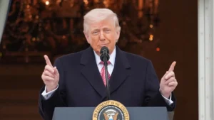 Trump’s Ultimatum: ट्रंप का दुनिया को सख्त फरमान- “तेल चाहिए तो हमसे लो, वरना होर्मुज में खुद लड़ो!”