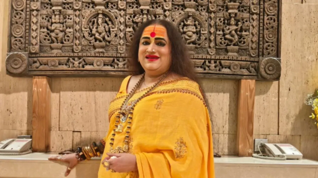 “सिंहस्थ 2028 में जूना अखाड़े के साथ शाही स्नान करेगा किन्नर अखाड़ा”—महामंडलेश्वर लक्ष्मीनारायण का उज्जैन में बड़ा ऐलान; सीएम मोहन यादव से करेंगे ये खास मांग!