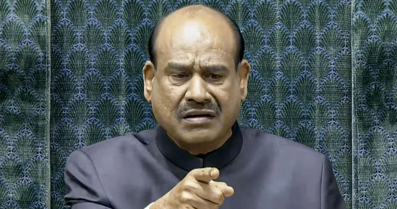 संसद में बड़ा संवैधानिक संकट! ओम बिरला को पद से हटाने के नोटिस पर चर्चा आज, पीठासीन अधिकारी नहीं रहेंगे फिर भी सदन में मौजूद रहने का है अधिकार