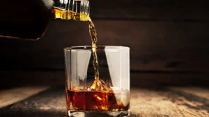 Noida Holi Liquor Sale Record: नोएडा में होली पर टूटा रिकॉर्ड, 3 दिन में गटक गए 45 करोड़ की शराब; 1.80 लाख लीटर बिकी बोतलें