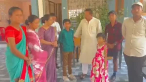 MLA Prabodh Minz Initiative: दिव्यांगों के लिए सहारा बनी स्वेच्छानुदान राशि, विधायक प्रबोध मिंज ने 1200 लोगों तक पहुँचाई मदद