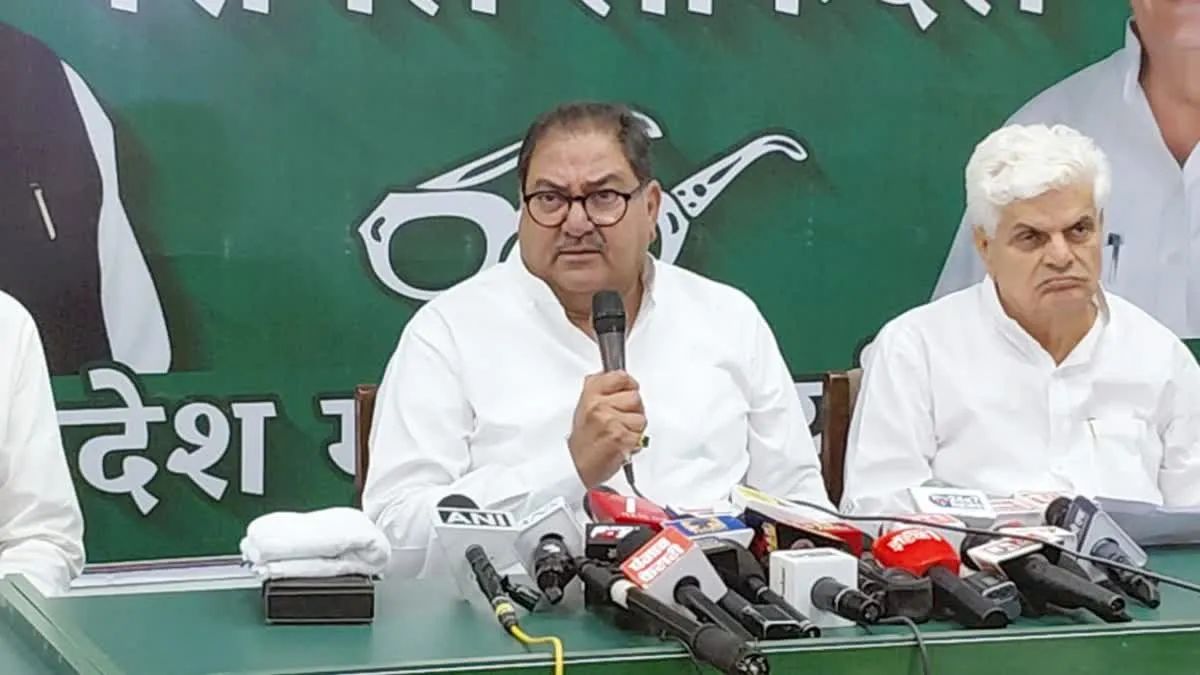 Haryana Civic Polls 2026: इनेलो ने घोषित किए मेयर पद के उम्मीदवार, सोनीपत और पंचकूला के लिए इन चेहरों पर लगाया दांव