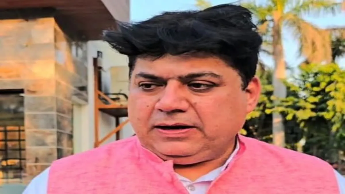 Sonipat Politics: सोनीपत में कांग्रेस को बड़ा झटका, मेयर उम्मीदवार कमल दीवान ने चुनाव लड़ने से किया इंकार